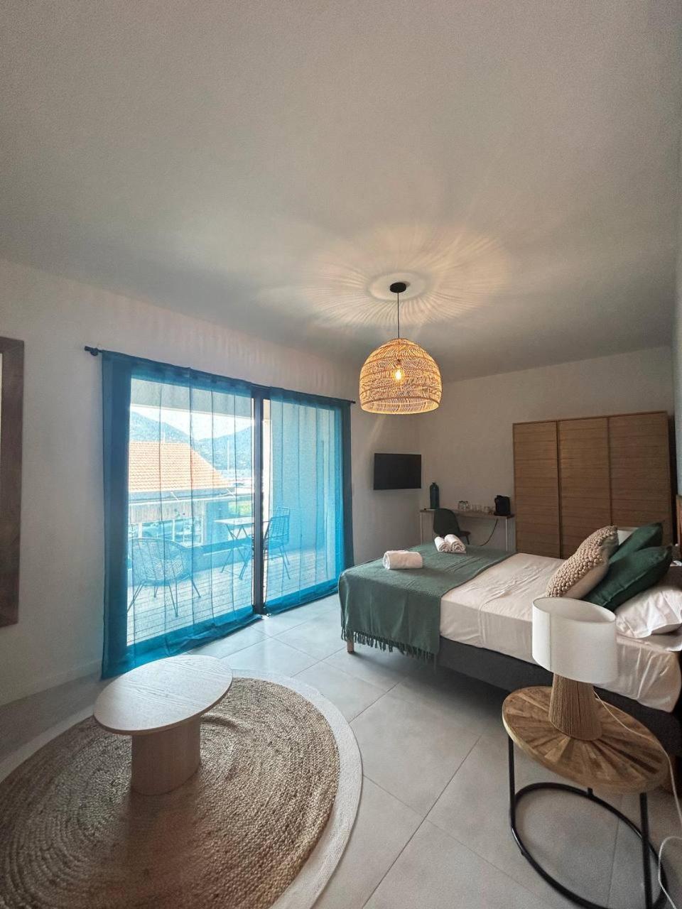 Hotel A Stretta 普罗普里亚诺 外观 照片